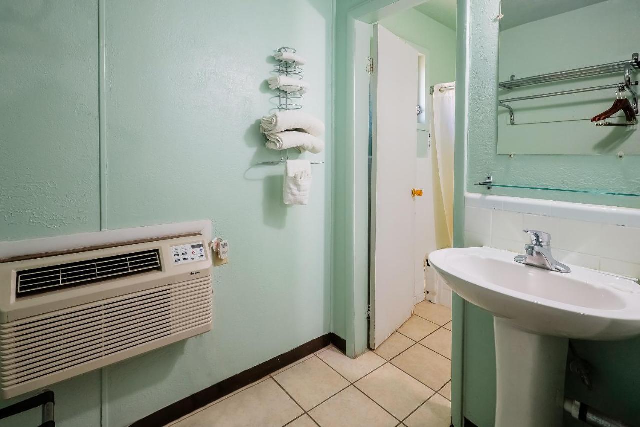 Route 66 Inn Of Santa Rosa, Nm Екстериор снимка