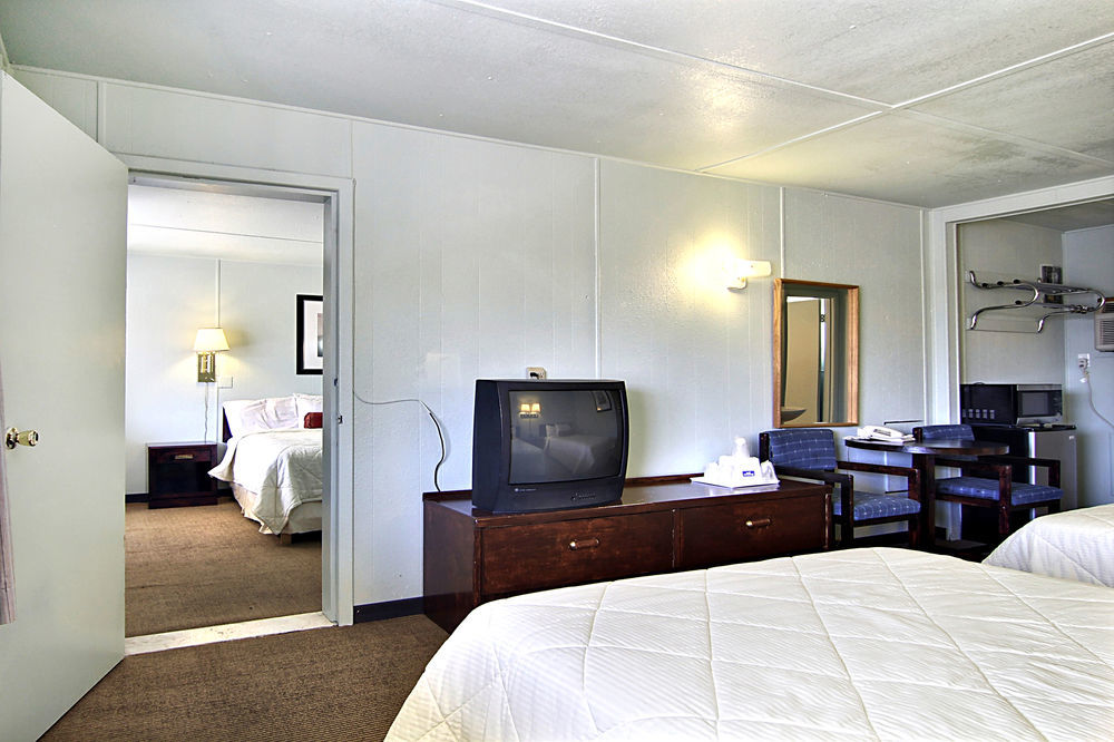 Route 66 Inn Of Santa Rosa, Nm Екстериор снимка